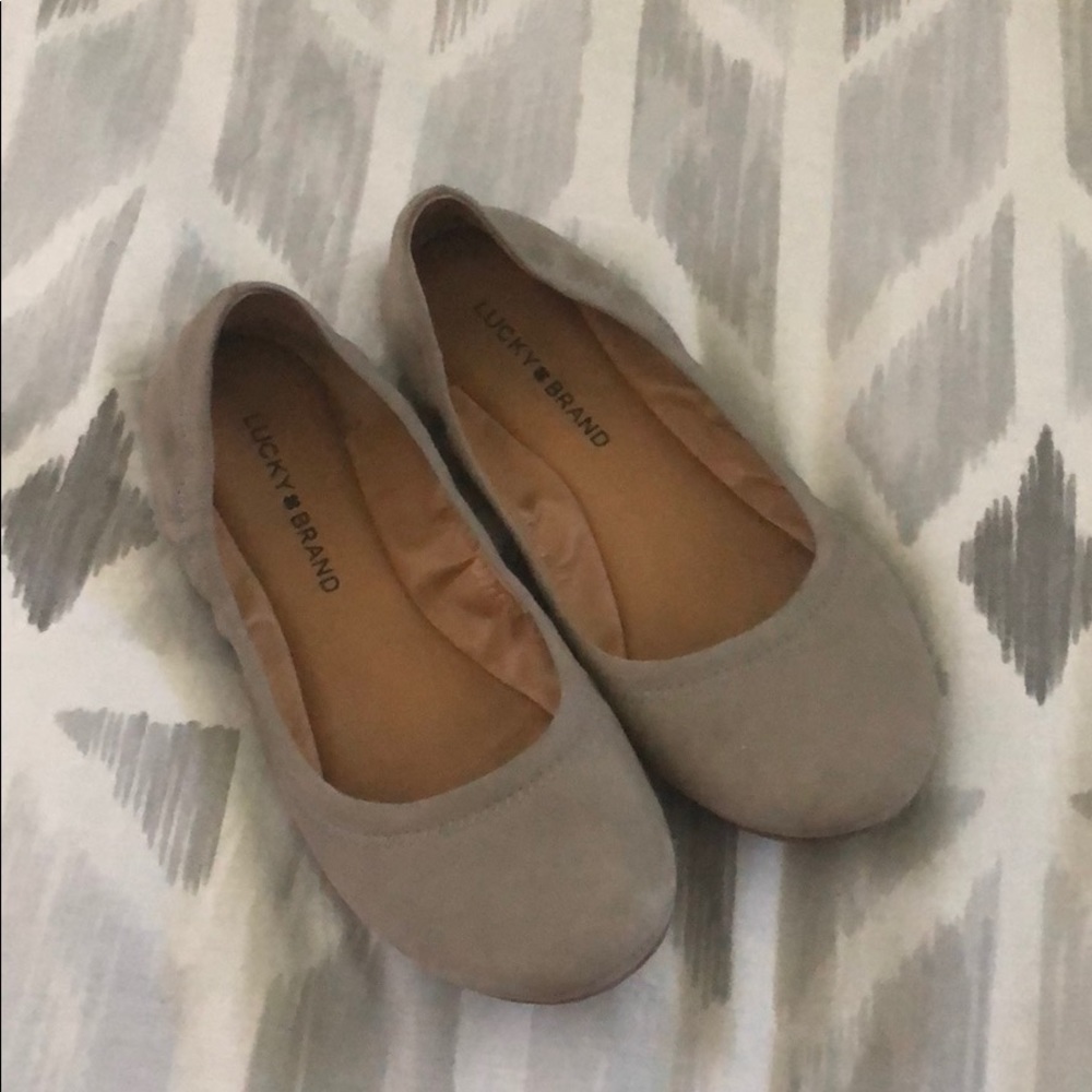 Lucky Brand Grey Flats